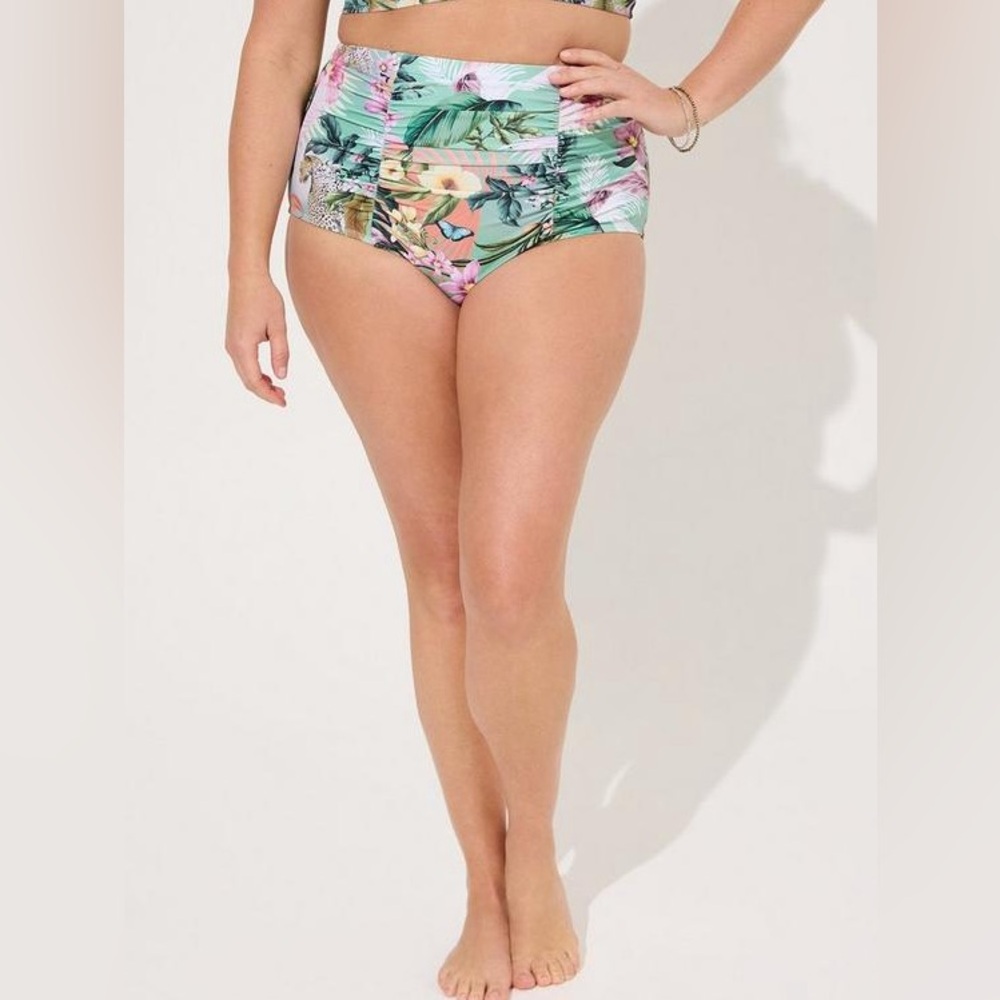 torrid Tropical Floral Crisscross High Waist Bikini in Mint & Coral - Picture 9 of 10